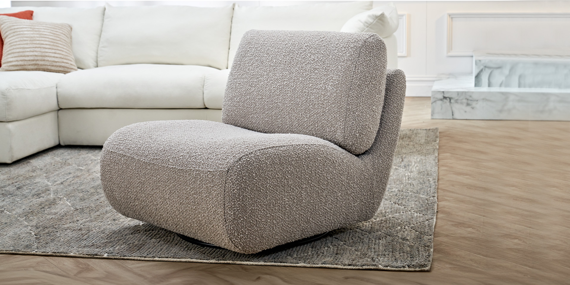 Leify Fabric Swivel Chair Plush